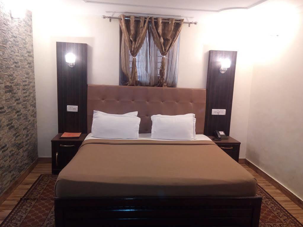 Torrentium Lodge Shimla Extérieur photo