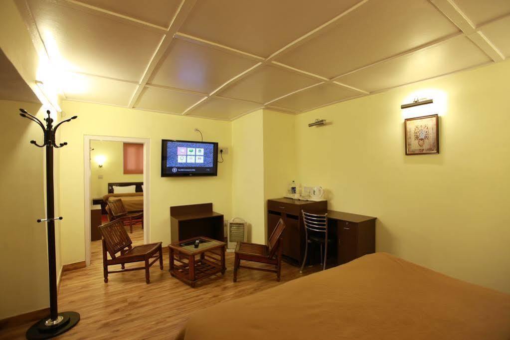 Torrentium Lodge Shimla Extérieur photo