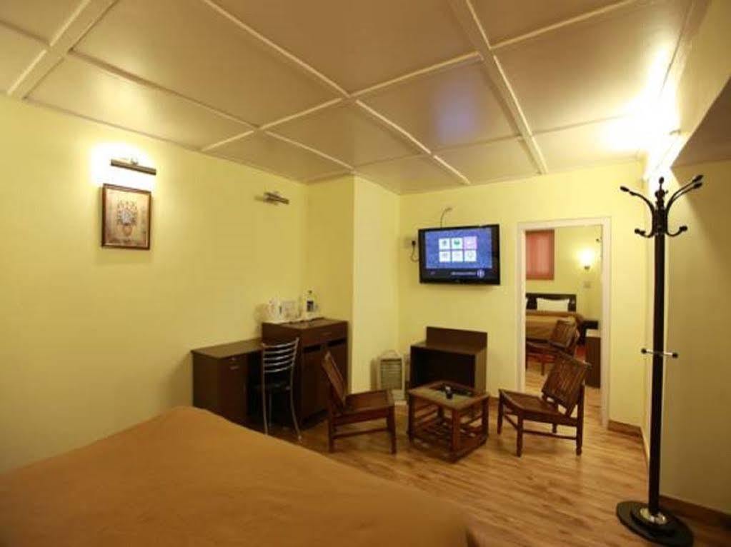 Torrentium Lodge Shimla Extérieur photo